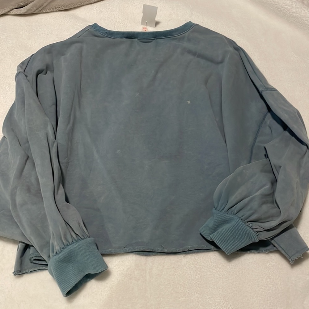 ✨ NWT pullover! - Picture 8 of 8